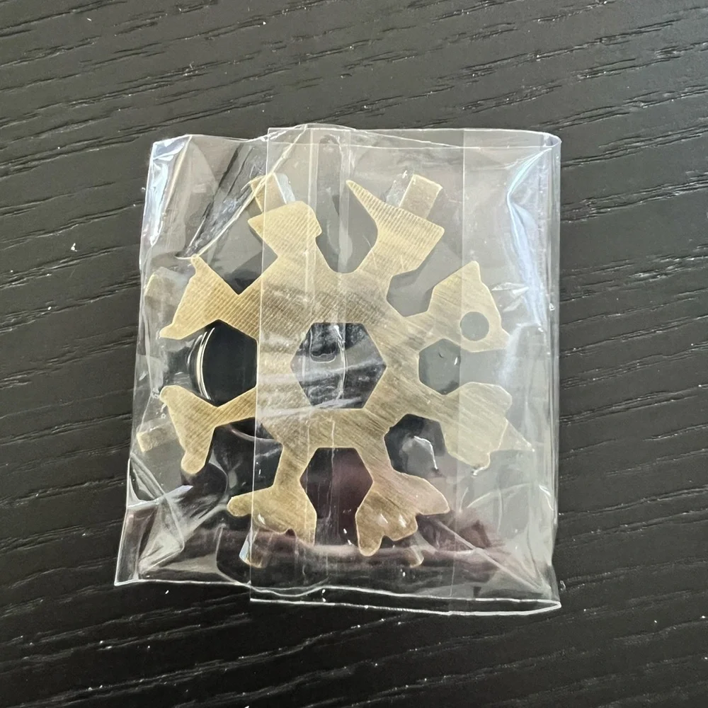 Multi-tool‎ keychain - Picture 2 of 2